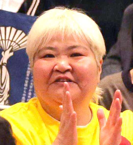 ダンプ松本、３２年間「パチンコ依存症」の黒歴史「１台に１６万円」衝撃の年収も暴露！食事は「８０円の…」 : スポーツ報知