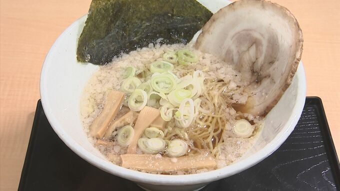 「背脂」が足りない！「チャッチャ系」ラーメン店ピンチ 　来来亭は「背脂多め」中止