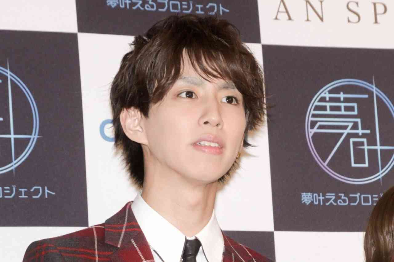 ​はじめしゃちょー、“現金掴み取り”企画発表でドン引きの声「金で遊ぶな」批判集まる | リアルライブ