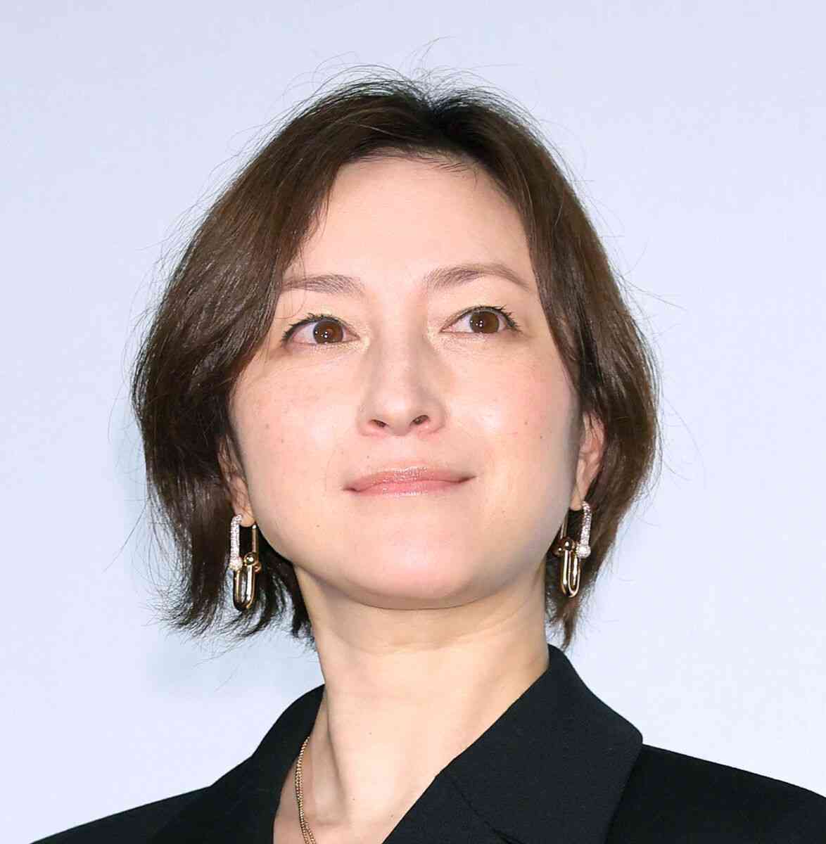 広末涼子が連載中の雑誌ＳＴＯＲＹは「対応を協議中」　主演映画はボランティアの募集中止 : スポーツ報知
