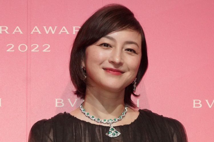 《CMだけで売上2億円》Majiで崖っぷち広末涼子「W不倫の大きな代償」　復帰へのお手本は斉藤由貴か（NEWSポストセブン） - Yahoo!ニュース