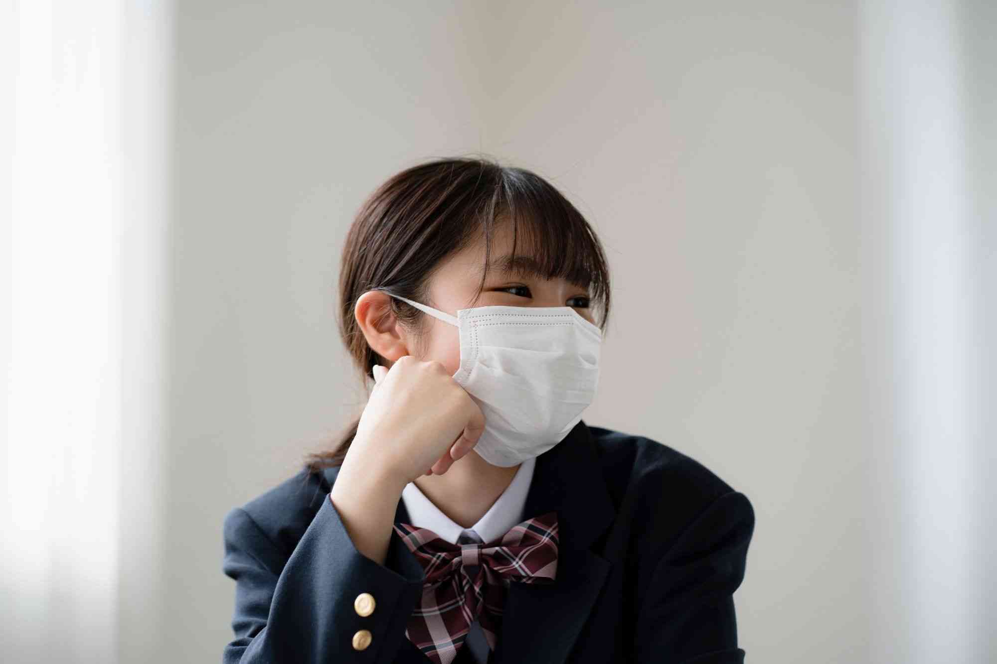 夏休み、マスクどうする？ 約半数の中学生保護者が「子どもに推奨する」　その理由は｜よろず〜ニュース