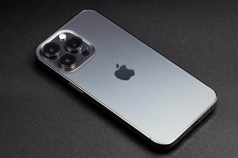 「iPhone」中高年は買わない　ガラケーから乗り換えでAndroid選ぶワケ: J-CAST トレンド【全文表示】