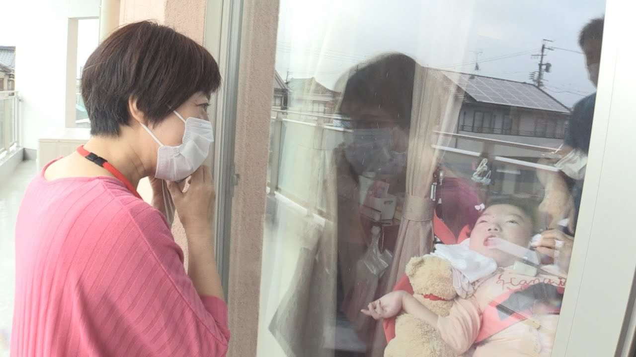 「親と子が自由に会えないって…」 3年続いた寝たきりのわが子とのガラス越し面会　制限緩和でようやく“触れ合えた”待ちわびた面会 - YouTube