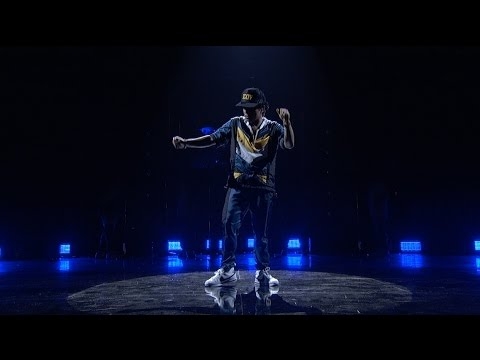 Bruno Mars - 24K Magic (from the 2016 American Music Awards) (Official Live Performance) - YouTube