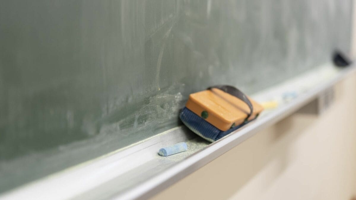｢学校に行かなくていい｣両親が毅然と決めた瞬間 夫婦連れだって学校訪問して見えたこと | 不登校新聞 | 東洋経済オンライン