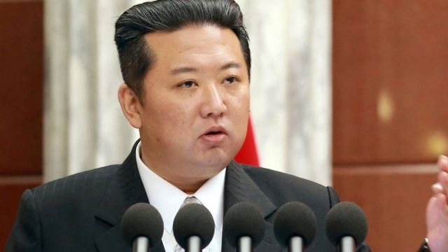 【北朝鮮】会議中に居眠りした2人の北朝鮮高官を「対空ミサイル」で処刑 | Share News Japan