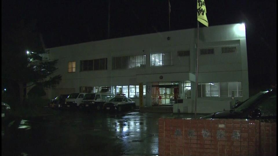 公衆トイレで全裸の上、黒い紐と金具で全身”亀甲縛り”…北海道別海町⇒美幌町の観光施設、33歳の介護士の男を逮捕 | TBS NEWS DIG (1ページ)