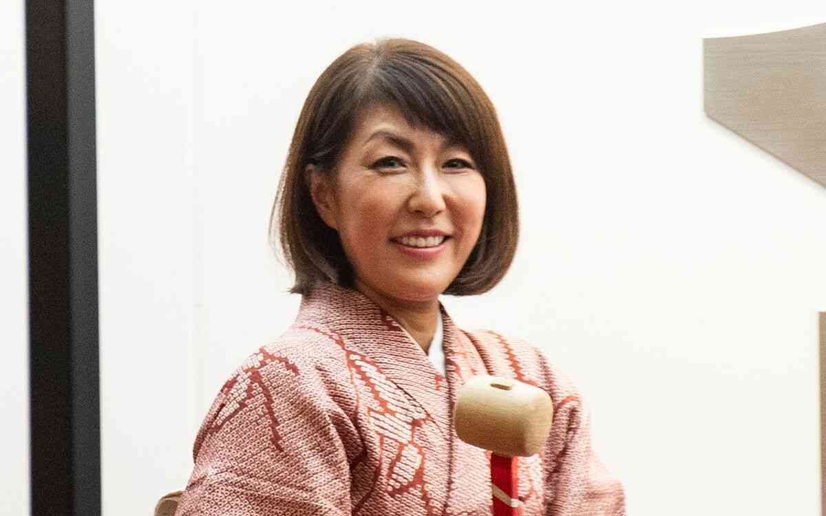 ジュリー社長が頼るサニーサイドアップ・次原悦子社長は「全社員にハグ要求」