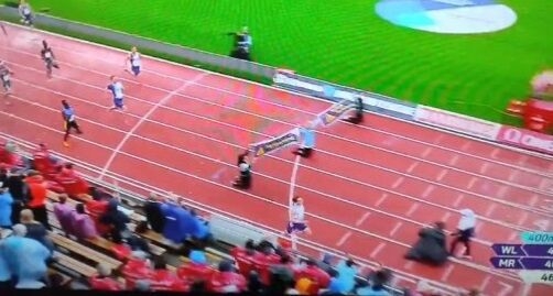 陸上大会で環境活動家がレース妨害! 横断幕を掲げ抗議する“危険行為”に五輪王者が激怒!「どんな理由があれ間違っている」