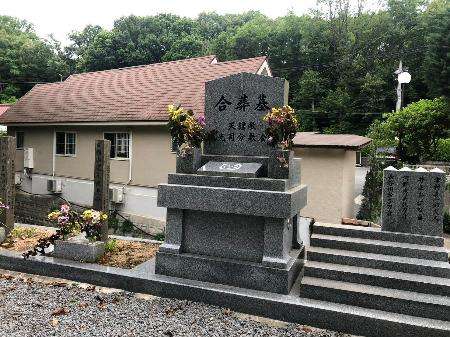 捨て子だった女性が、無戸籍のまま過ごした70年　やっと手に入れた「家族」との日々も、死後は身元不明の無縁仏に