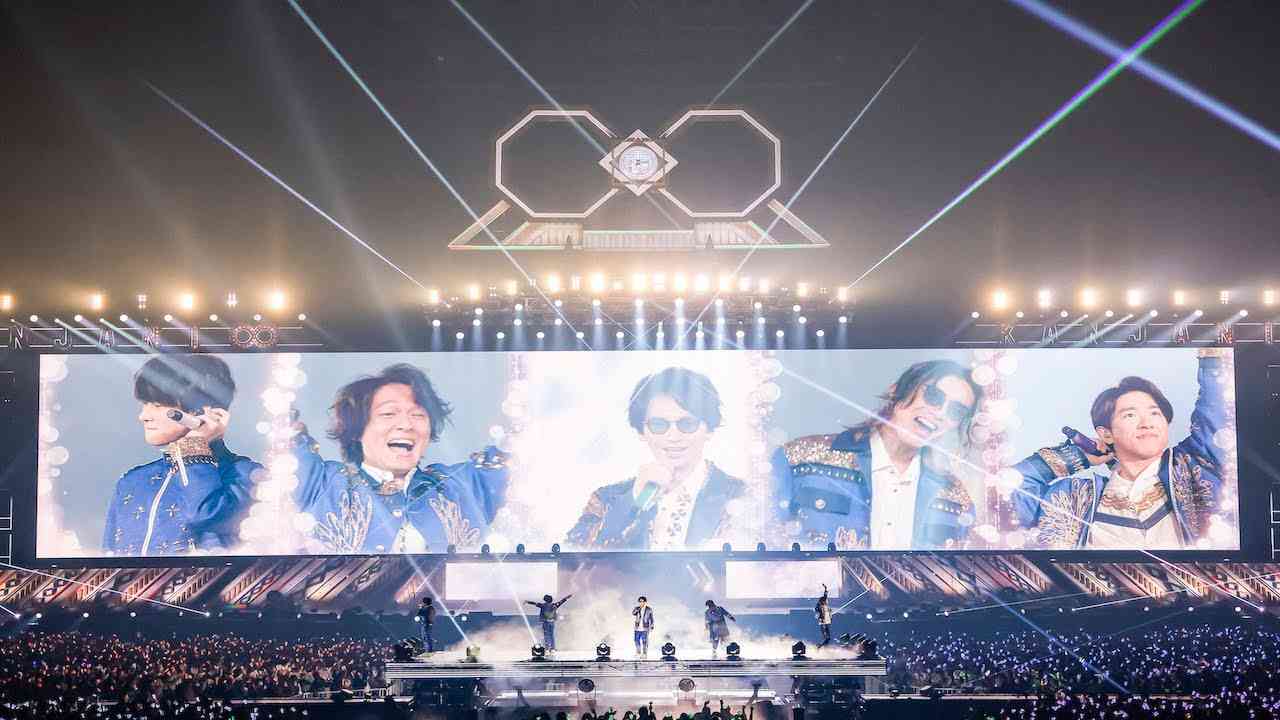 関ジャニ∞ - 歓喜の舞台 [１８祭 Memorial Movie] - YouTube