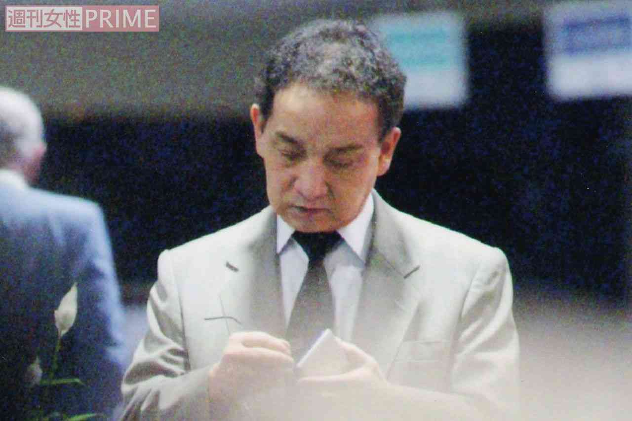 「あまりにも残酷」ジャニー喜多川氏、家族ぐるみの仲だった作曲家・服部良一氏の当時8歳の息子に性被害発覚で激震！NHK朝ドラ『ブギウギ』に思わぬ余波も | 週刊女性PRIME
