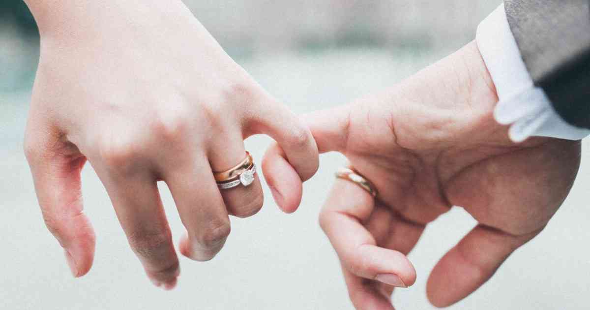 結婚相手に求める経済力　男性→女性373万　女性→男性550万円 | 毎日新聞