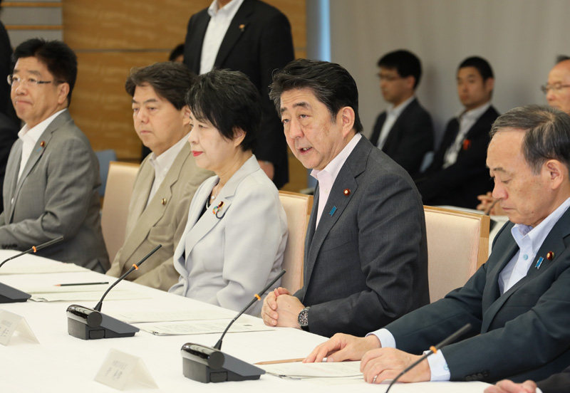 平成30年7月24日 外国人材の受入れ・共生に関する関係閣僚会議 | 平成30年 | 総理の一日 | ニュース | 首相官邸ホームページ