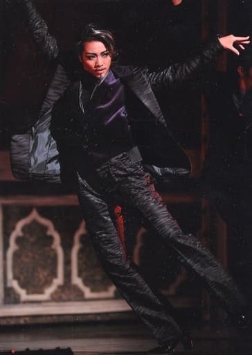 宝塚歌劇がインドの大ヒット映画「RRR」を舞台化　星組・礼真琴主演で110周年幕開け