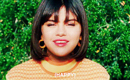 セレーナ・ゴメスがセレブ友のフォローを次々解除　SNSに嫌気さした？