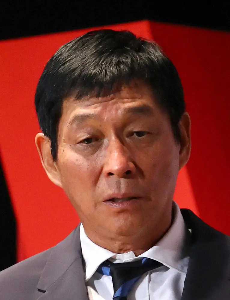 さんま　ニューヨーク行き飛行機で隣の人が迷惑行為?　到着まで12時間「ホンマにうるさかった」― スポニチ Sponichi Annex 芸能