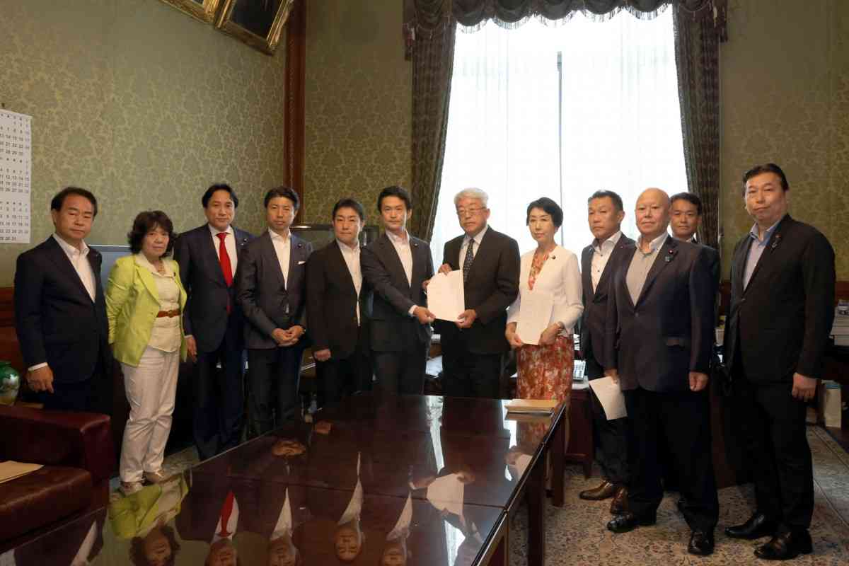 「コロナ後遺症対策推進法案」「コロナワクチン健康被害救済法案」を衆院に提出 - 立憲民主党