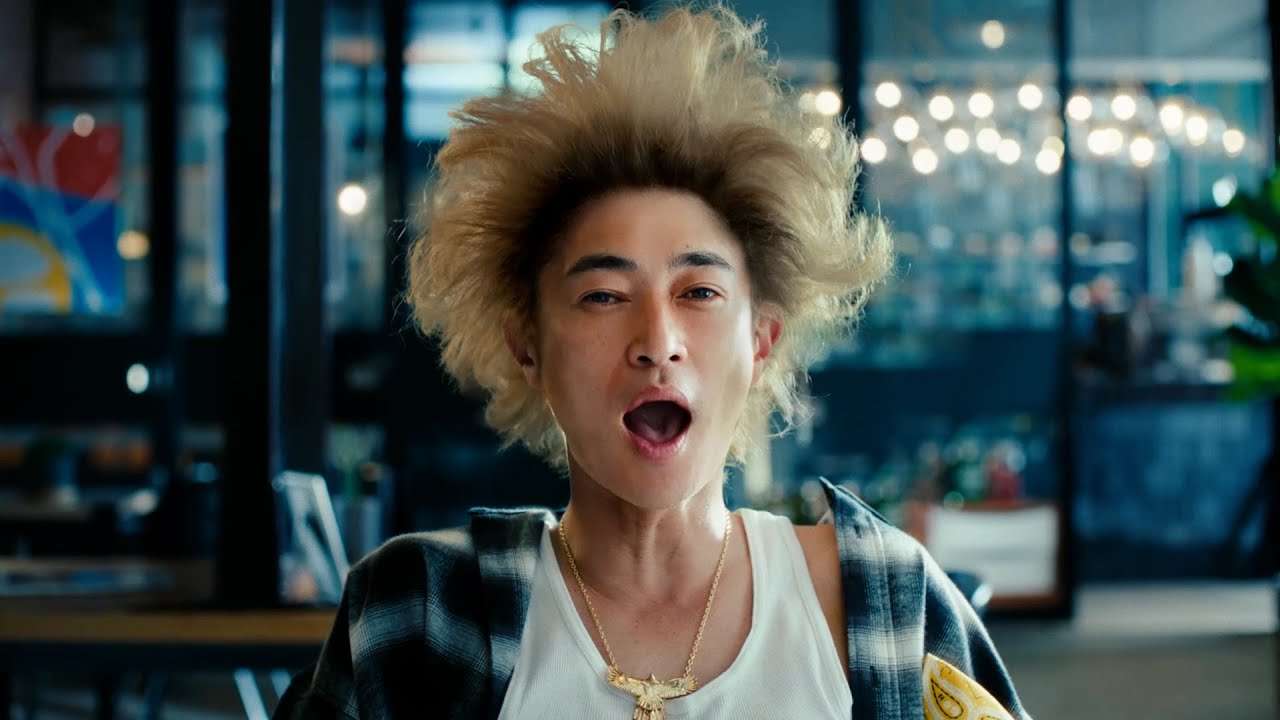 窪塚洋介、「IWGP」キングが復活!?髪型完全再現で驚愕！　 ホットペッパービューティーWebCM - YouTube