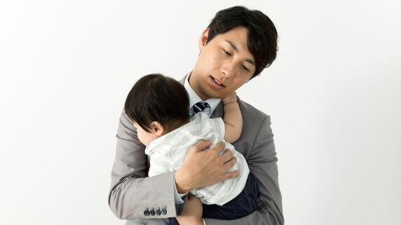 平均年収500万円だが…ワンオペ育児で収入減「貧困・シングルファーザー」の悲鳴「本当に、ツラい」｜資産形成ゴールドオンライン