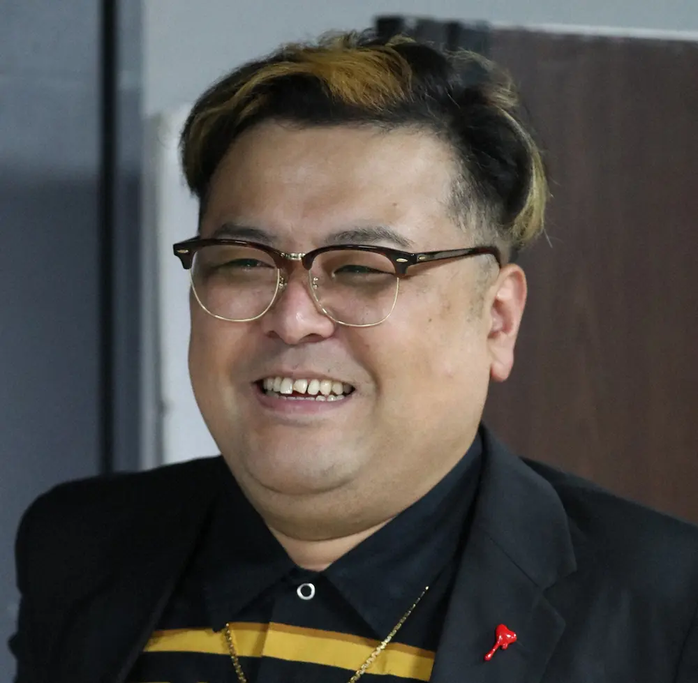 とろサーモン久保田　栄光の証だった銅像はバラバラに　役所の地下に安置されて…― スポニチ Sponichi Annex 芸能