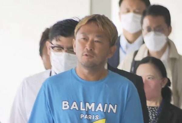 ガーシー被告を起訴　著名人らを常習的脅迫罪など　東京地検