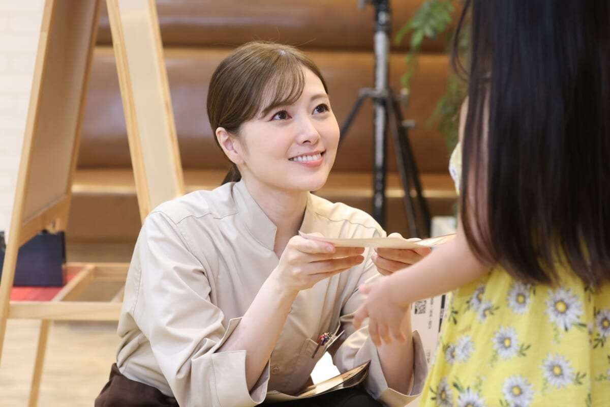 稲垣吾郎『ほん怖』今年も夏に放送　白石麻衣が7年ぶり登場で主演＆志田沙良が初出演【コメントあり】