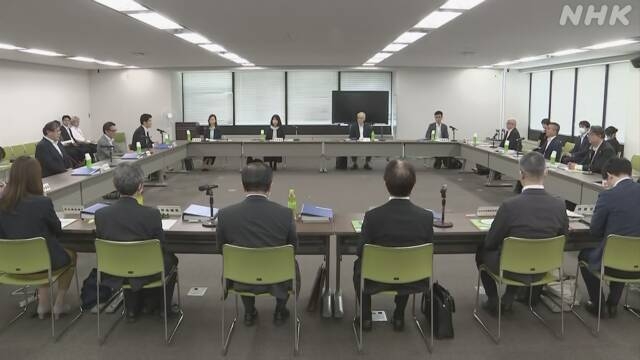 最低賃金 過去最大41円引き上げ 時給1002円で最終調整 | NHK | 厚生労働省