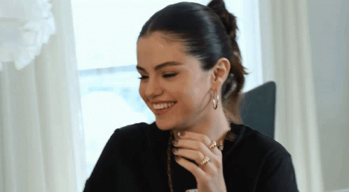 セレーナ・ゴメスがセレブ友のフォローを次々解除　SNSに嫌気さした？