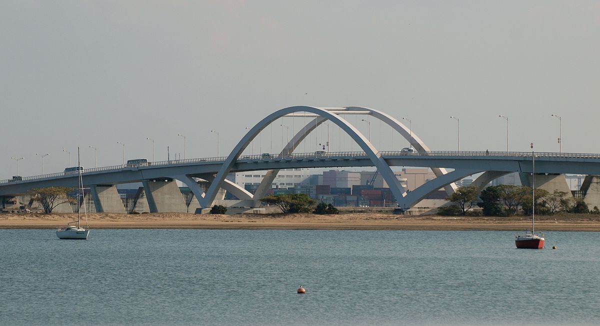 福岡海の中道大橋飲酒運転事故 - Wikipedia