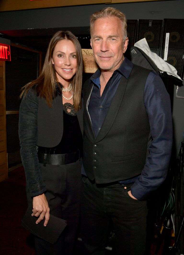 泥沼離婚のケヴィン・コスナー、月1,800万円の養育費を支払うよう裁判所に命令される　提示額の倍以上