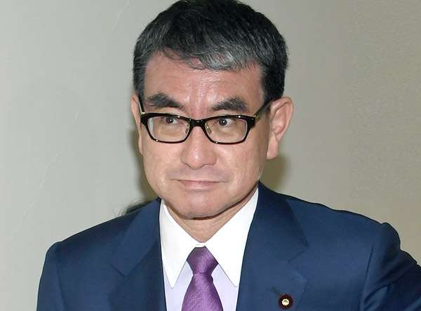 河野大臣マイナカード“名称変更”発言で蒸し返し…麻生太郎氏「必要ねぇもん」大放言の中身（日刊ゲンダイDIGITAL） - Yahoo!ニュース