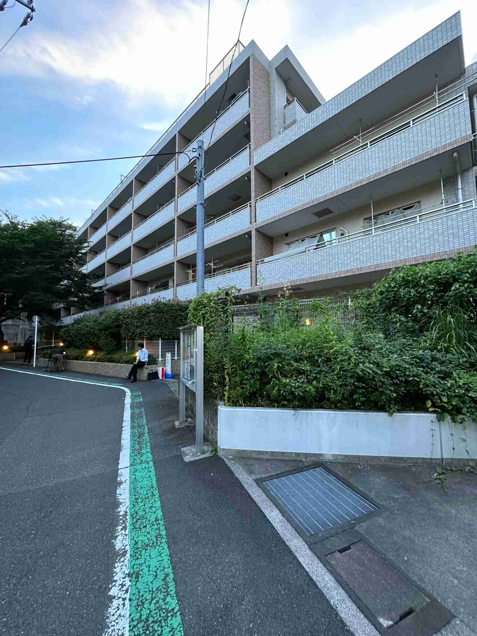 「痛い、ごめんなさい」「うるさいから黙れ！」“横浜18歳女子大生刺殺”逮捕のパチンコ狂い“22歳ヒモ男”が繰り返した執拗なDVと暴言と「1週間前にようやく別れたのに…」（文春オンライン） - Yahoo!ニュース