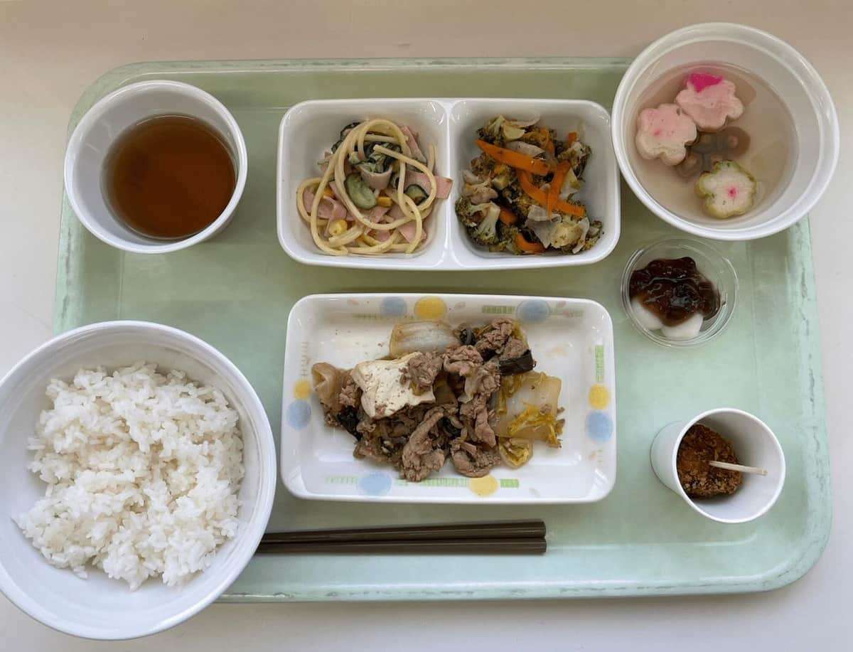 「子供に食べさせるな」コオロギ粉末給食に苦情殺到　試食2回提供の高校困惑「誤解されている」