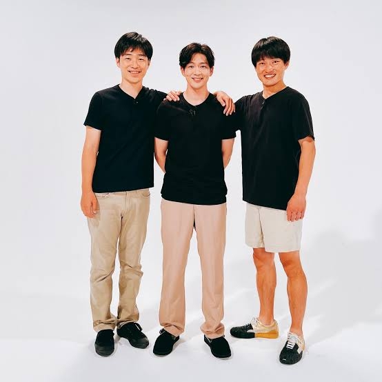 【画像】多分UNIQLOじゃないのにUNIQLOっぽく見えるファッションを貼っていこう part4
