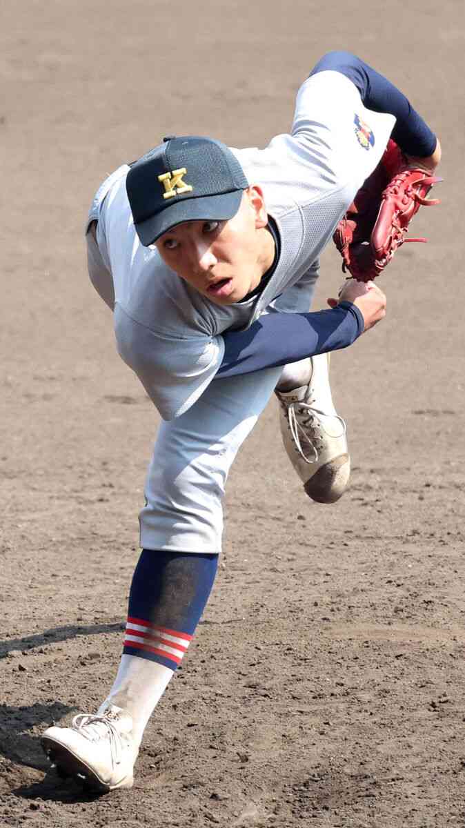 【甲子園】慶応・小宅雅己、完封で決勝進出　中学時代日本一「６０校の誘い」から「自由に憧れ」入学 : スポーツ報知
