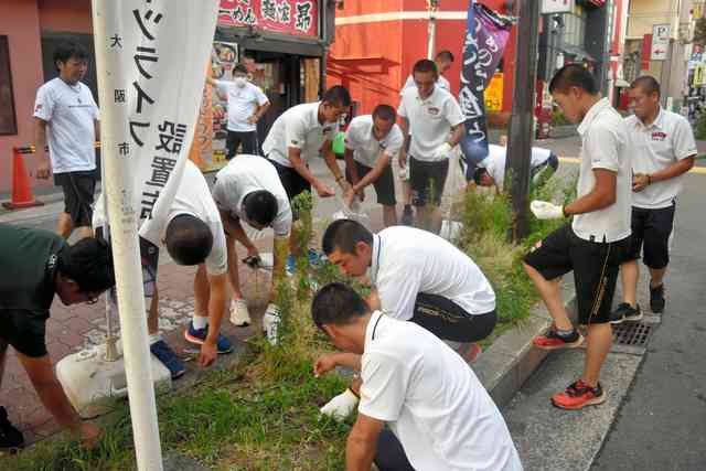 「8強だろうが、ゴミ拾う人の方が偉い」おかやま山陽、大阪で恩返し | バーチャル高校野球 | スポーツブル