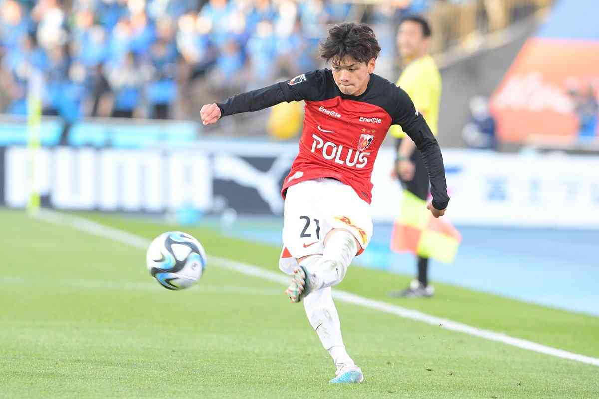 サポ暴徒化の浦和で今度は選手への誹謗中傷問題が深刻化「今度は言葉の暴力」の声 | 東スポWEB
