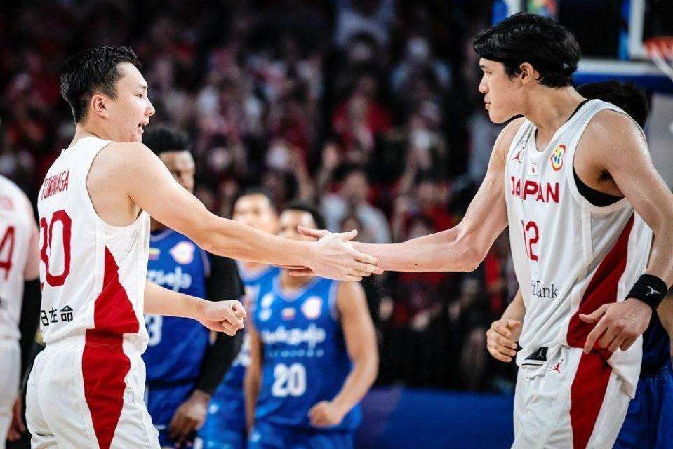 バスケ日本　ベネズエラに大逆転勝ちで五輪切符王手！比江島が3P6本の大爆発　第4Q最大15点差ひっくり返す　最終戦勝てばパリ切符！