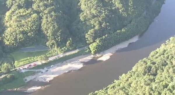 【速報】木津川の下流で男児が浮いているのが見つかる　川に流され行方不明の3歳男児か　京都｜FNNプライムオンライン