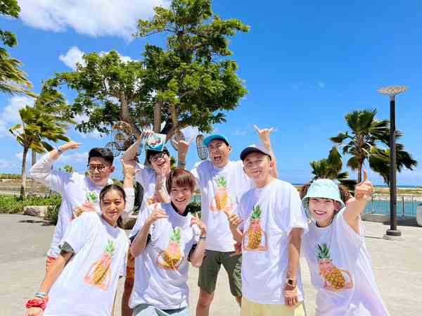 『有吉の夏休み』4年ぶりにハワイへ！人気式場で新郎・アンガ田中＆新婦・みちょぱが模擬挙式？！ | RBB TODAY