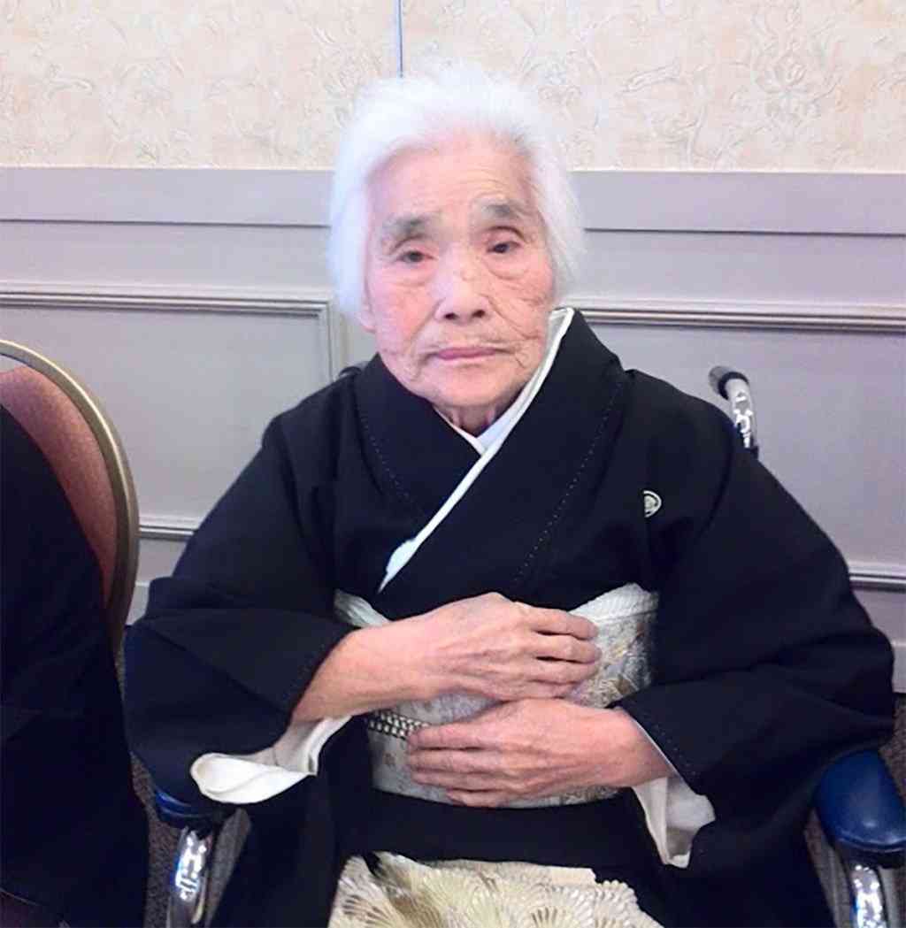 ビッグモーター求人ページが話題 / ビッグモーターに就職した息子へ母親からの手紙「年収960万円？ 経験もないのに1年目でそんな貰えるなんて」 ｜ ガジェット通信 GetNews
