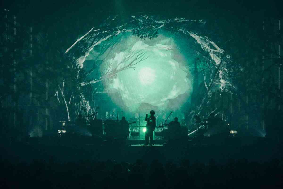 米津玄師、「君たちはどう生きるか」の主題歌「地球儀」ライブ映像公開、スタジオジブリ制作のアニメとコラボ