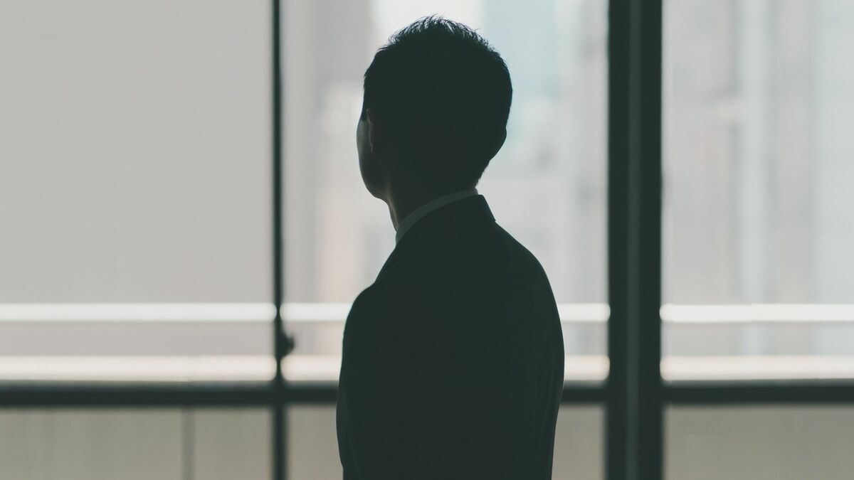 中間層が｢結婚･出産｣できない日本の悲しい現実 国民負担率が増えれば増えるほど婚姻･出生が減少 | ソロモンの時代―結婚しない人々の実像― | 東洋経済オンライン