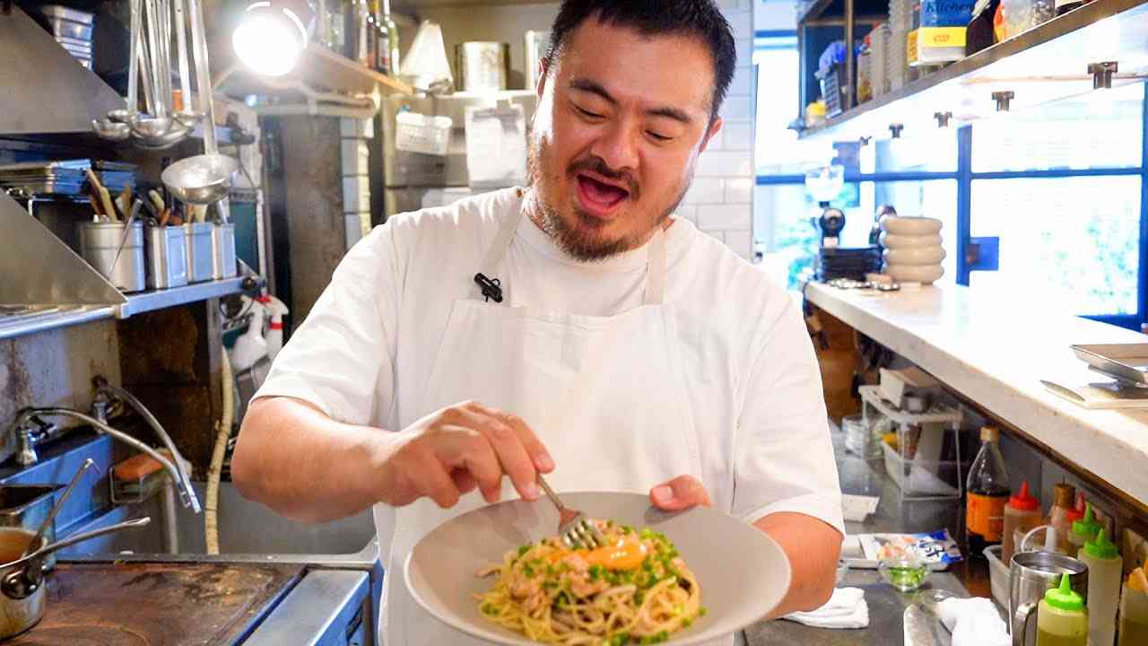 育ちが悪く見える、外食のNGマナー10。気楽な店でこそ品性がにじみ出る