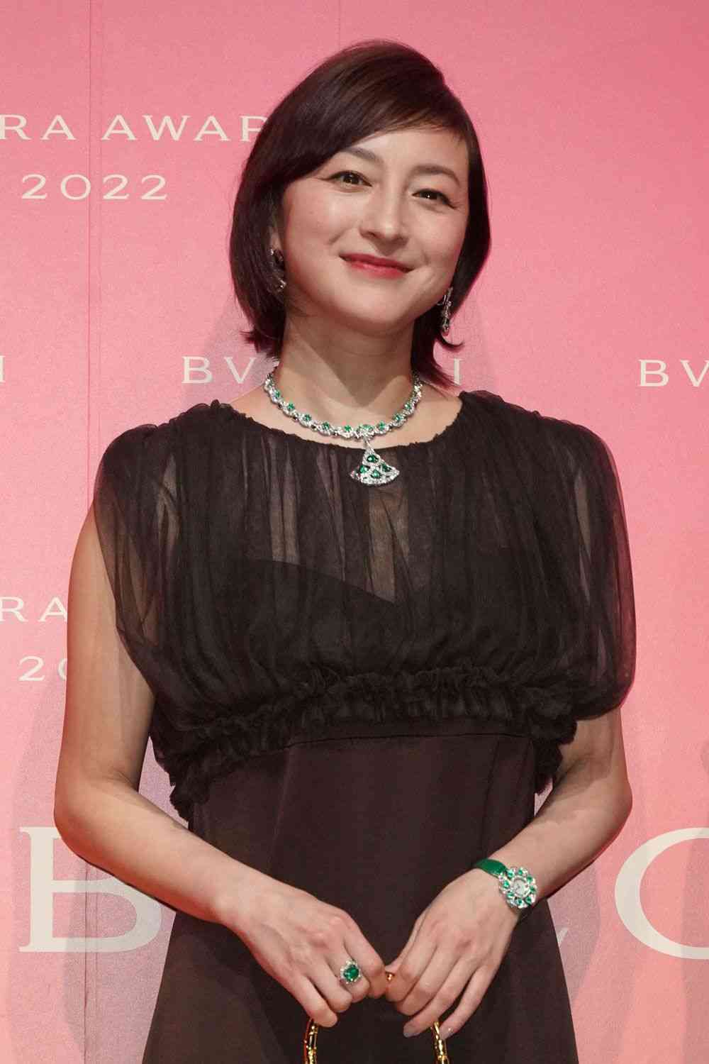 「広末さんとはあれから一度もお会いしていません」“広末不倫騒動”鳥羽周作シェフを直撃「冷静になってまずは妻と…」《炎天下で農作業、長野の古民家レストランでゼロから出直し中》（文春オンライン） - Yahoo!ニュース