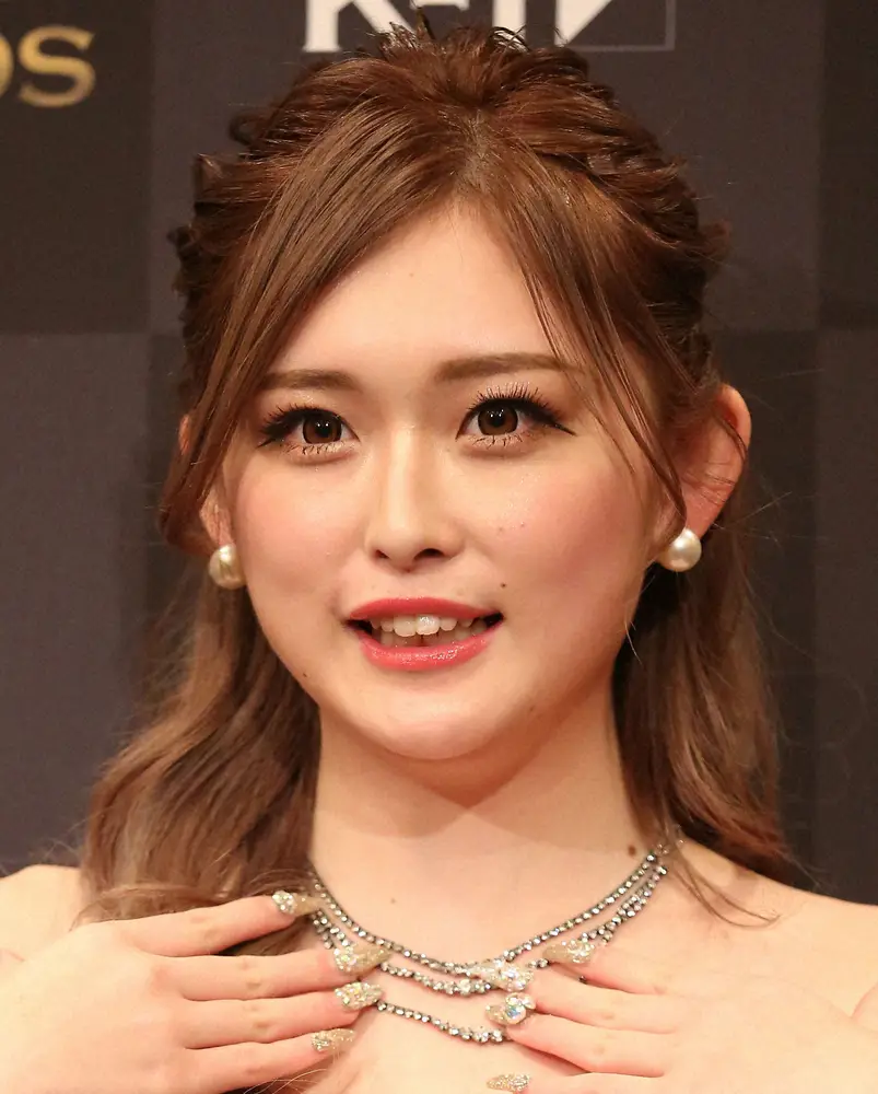 ゆうちゃみ　大胆、別人級「いめちぇん」披露！「ギャルやめた!?」「誰？ゆうちゃみに似てる」の声殺到― スポニチ Sponichi Annex 芸能