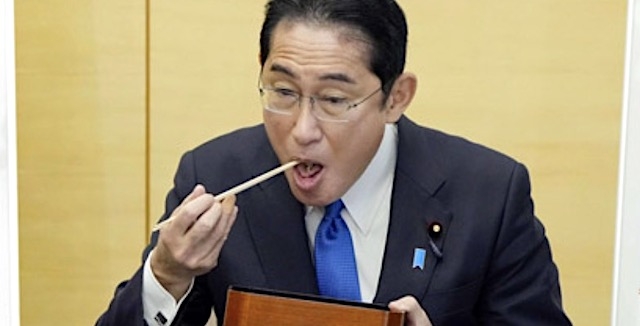岸田総理の移民受け入れ政策に、中国人業者「家族で一緒に日本に行けます。子供たちは公立小中学校に無料で通えて、家族全員が日本の医療と社会福祉を受けれます」 | Share News Japan