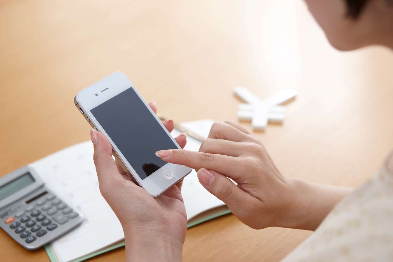 独身アラフォー女性の40％は非正規！老後はどうなる？ [定年・退職のお金] All About